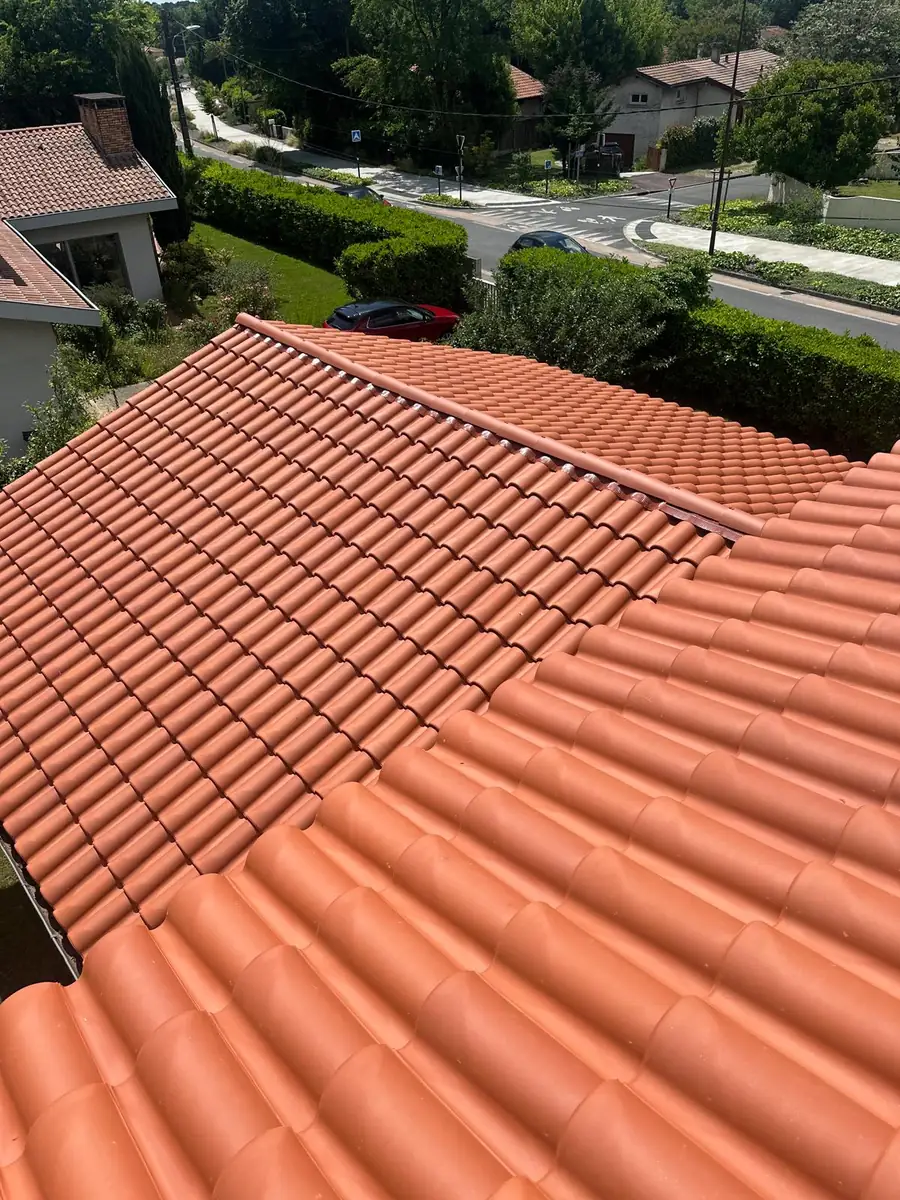 Couverture neuve sur une maison en Gironde